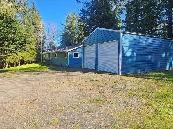 2693 State Rt 101, Ilwaco, WA 98624