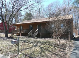 2018 S Twilight Ln, North Chesterfield, VA 23235