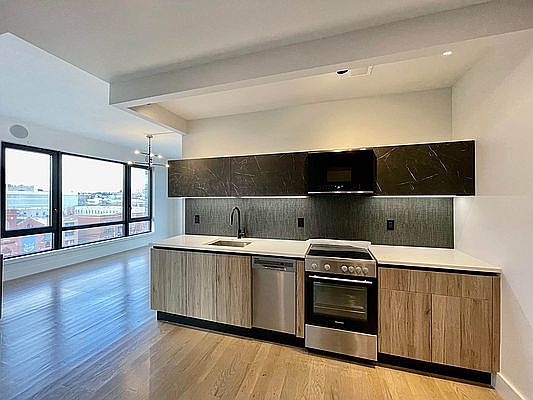 1st image of 892 Rogers Ave #310