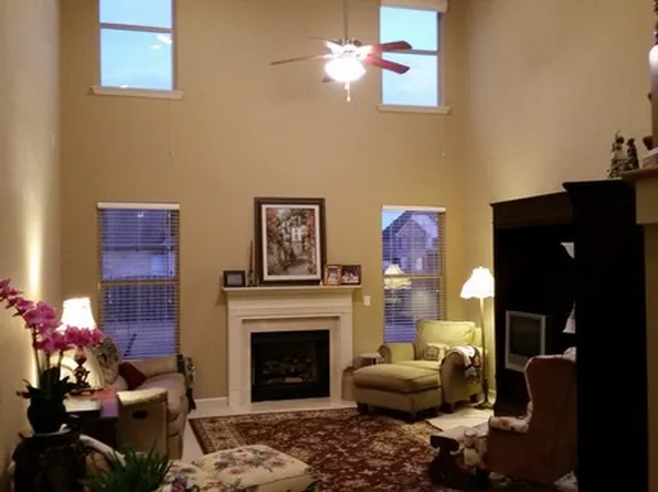 11 Maple Tree Ln SW, Huntsville, AL 35824