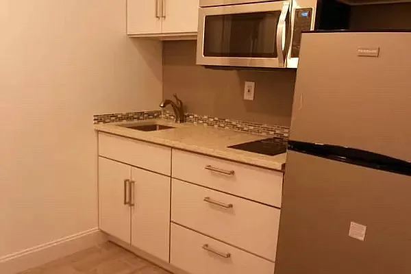 Rented by Compass | media 4