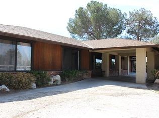 19061 Tecumseh Rd, Apple Valley, CA 92307