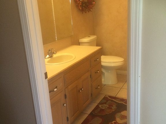 4th image of 1573 Delmar Cir