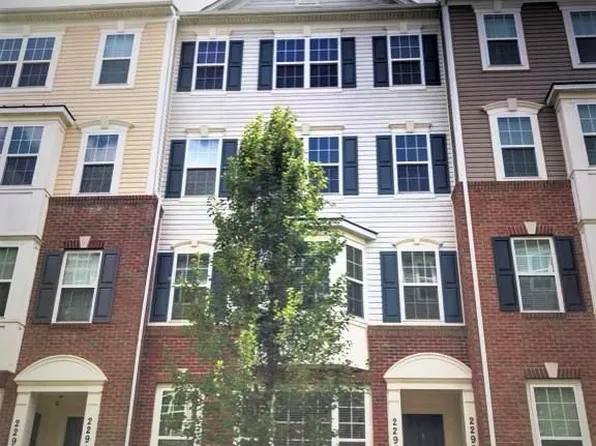 22920 Spicebush Dr #1621, Clarksburg, MD 20871