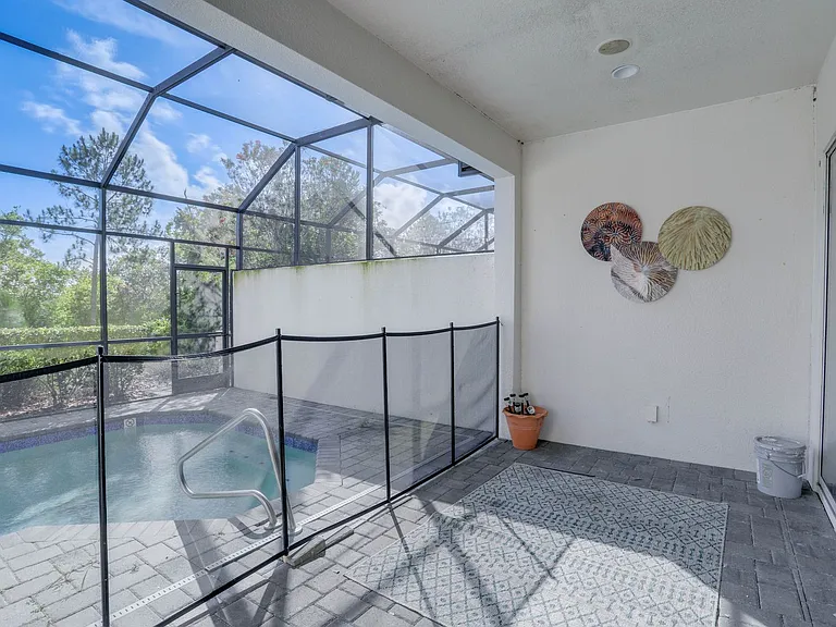 510 Captiva Dr — Photo 41