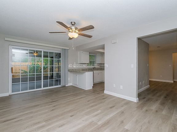 5th image of 1511 Dinner Bell Ln E