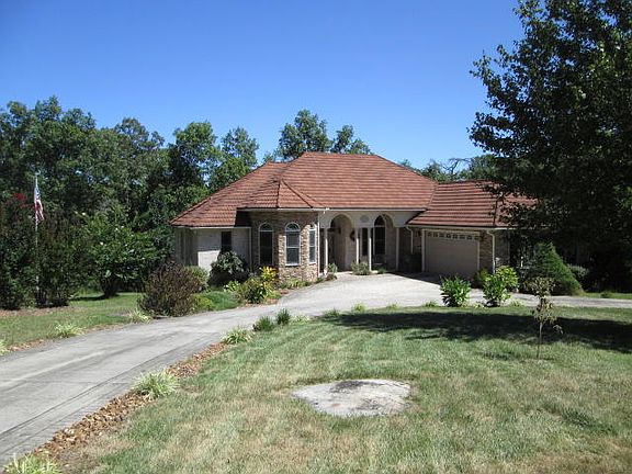 2nd image of 374 Riverchase Dr