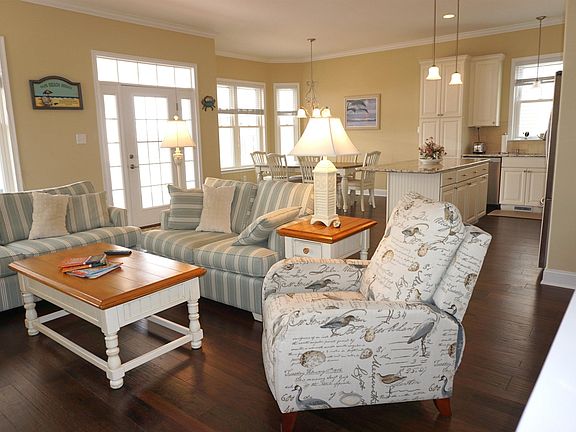 4th image of 3525 Haven Ave #1