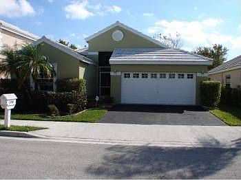 2nd image of 394 Bermuda Springs Dr