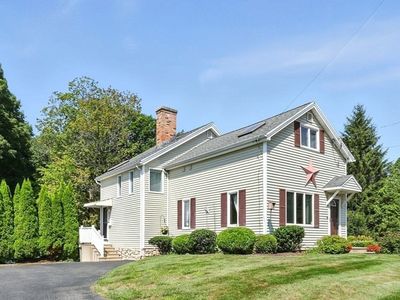 102 N Main St, East Longmeadow, MA, 01028