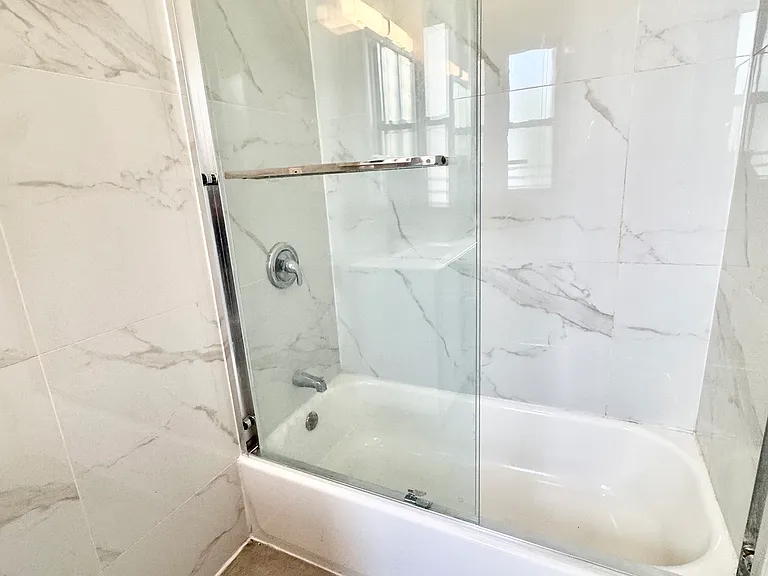 2787 Marion Ave #2 — Photo 8