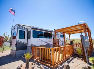 8414 W Temecula Dr, White Hills, AZ 86445