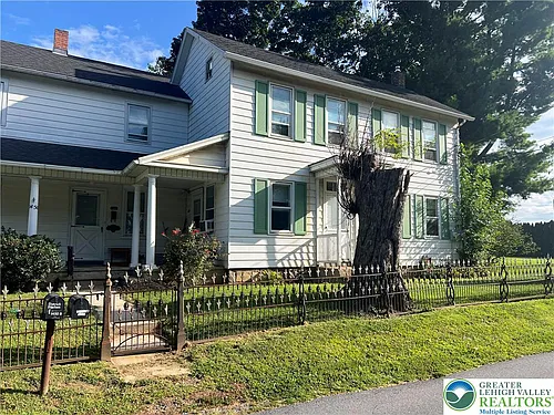 1450 Church Ln #B Photo 1