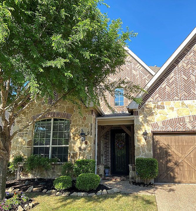 1st image of 2821 Sherwood Dr