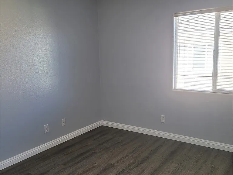10564 Moultrie Ave — Photo 28