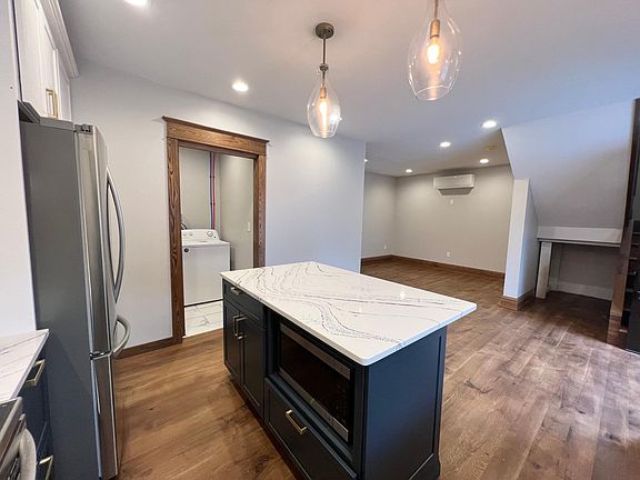 4th image of 834 Prospect Ave #3