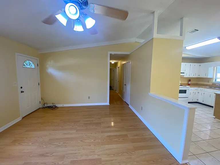 3235 Auburn Pkwy — Photo 3