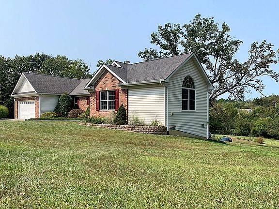 2nd image of 513 Charles Henry Ln