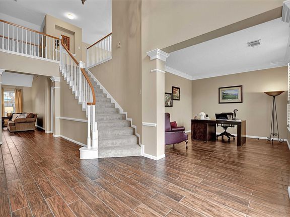 3rd image of 3514 Clover Creek Dr