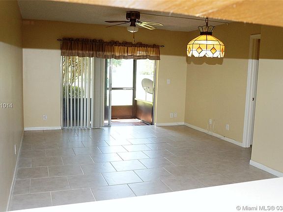 4th image of 9921 Twin Lakes Dr