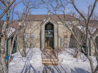 35 White Loop #B102, Ludlow, VT 05149