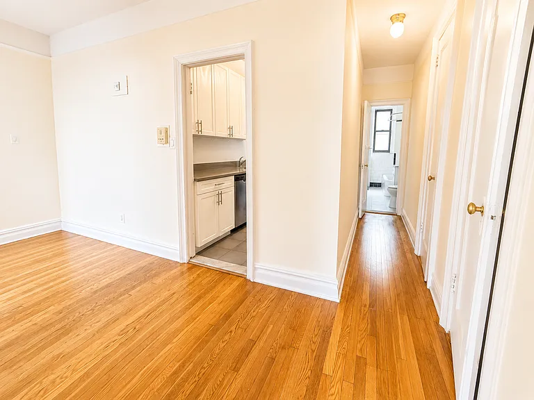 7410 Ridge Blvd #4F — Photo 8