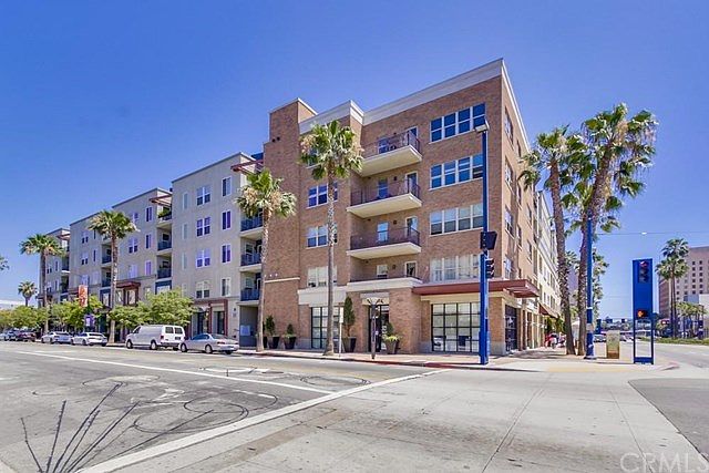 1st image of 300 E 4th St Unit 307