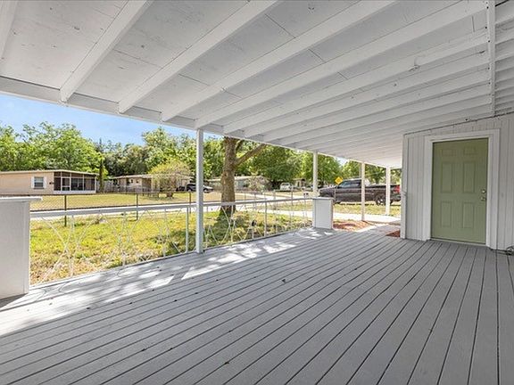 3rd image of 3207 Sherry Dr