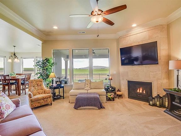 3rd image of 2919 Tuscanna Dr