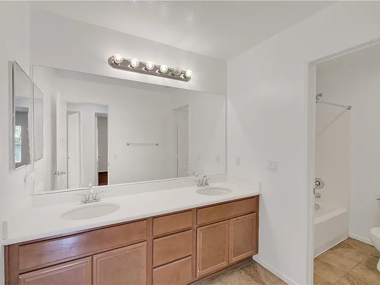 15723 Parkhouse Dr #91 — Photo 16