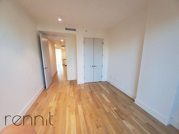 3rd image of 629 Marcy Ave #602