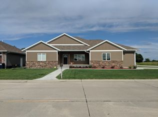 104 Taylor St, Saint Paul, NE 68873