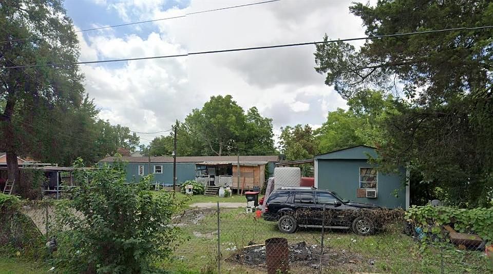 1st image of 14514 Hillsboro St