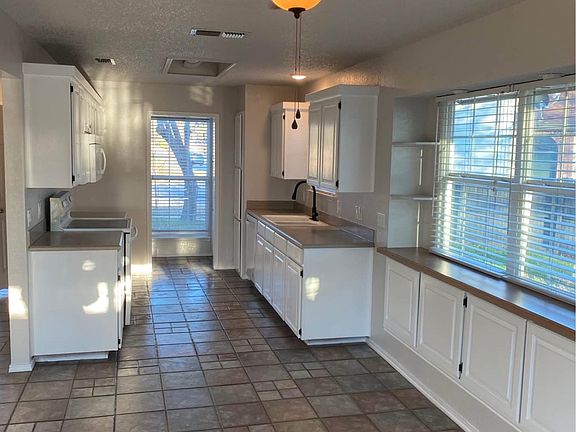 5th image of 4305 Mayan Ct