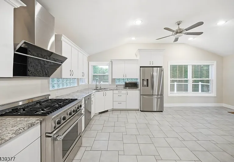 47 Crossbrook Rd — Photo 10