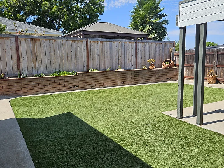6486 Winona Ave — Photo 25