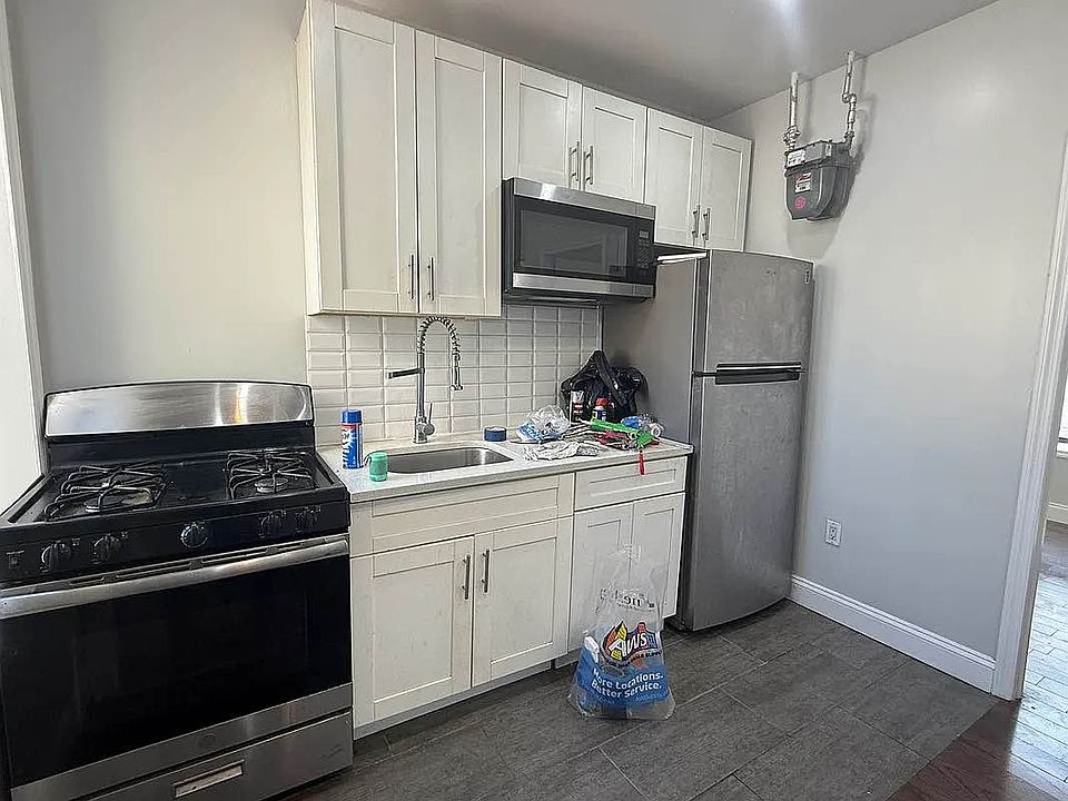 1st image of 571 W 159th St APT 19