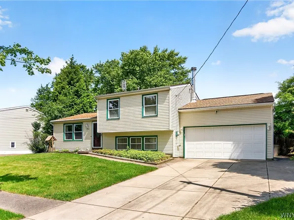3940 Harvard St, Hamburg, NY 14075
