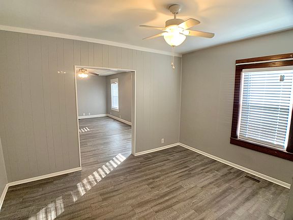 3rd image of 3740 Asbury St