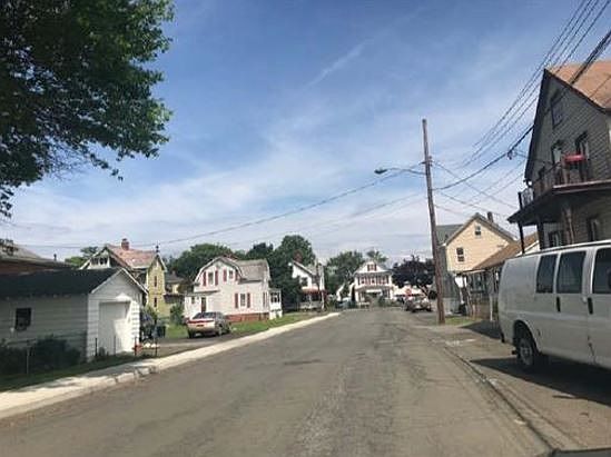 2nd image of 17 Center St