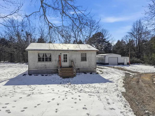 121 Pumpkin Center Cir, Quitman, AR 72131