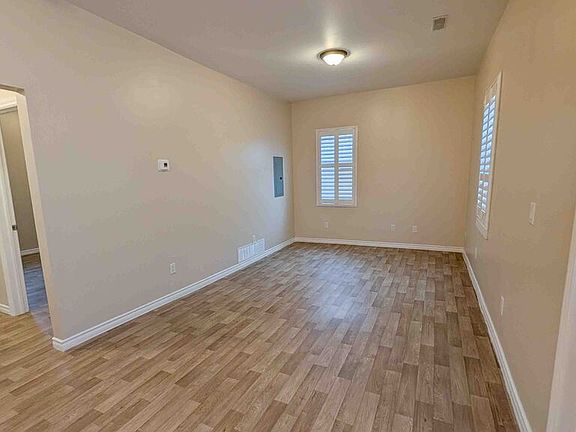 3rd image of 7 Munsee St N #2