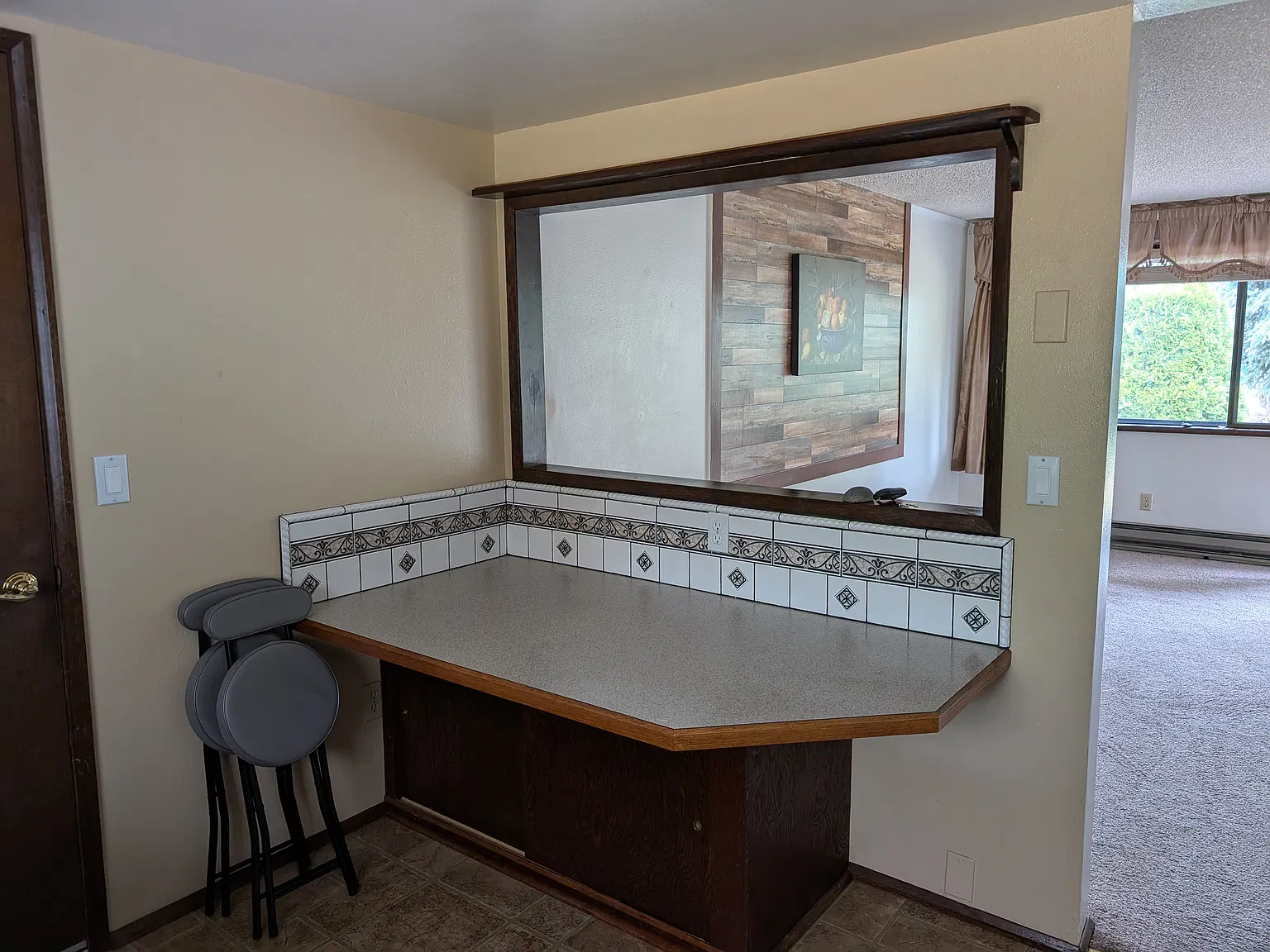 2 bed, 1050 sqft, $1,850 — Photo 4