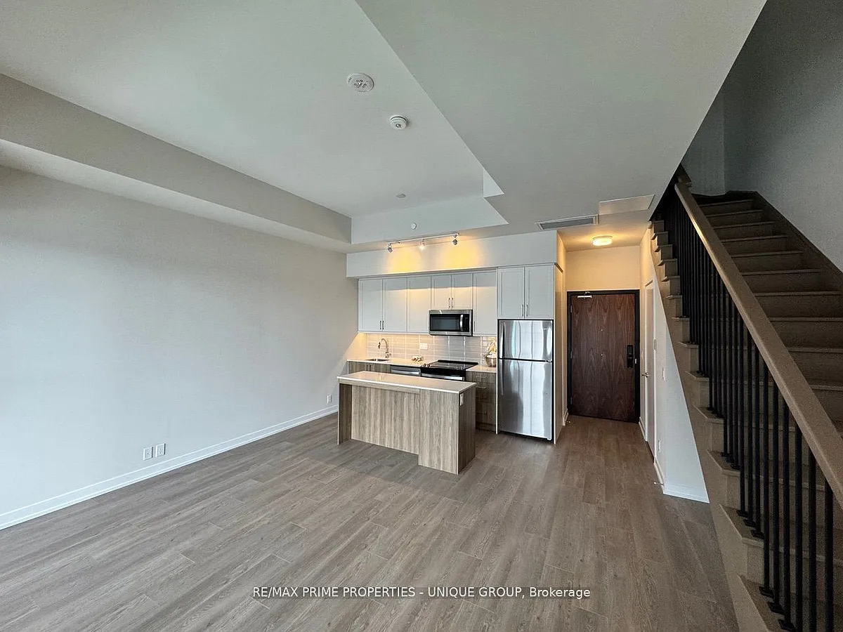 Building Photo - 201 Brock St S #104