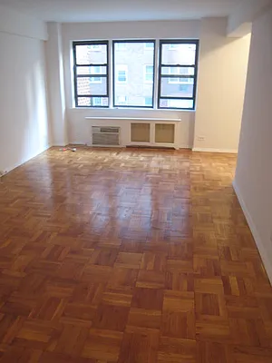 Rented by City Connections Realty | media 7