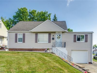 1231 Spangler St NE, Canton, OH, 44714