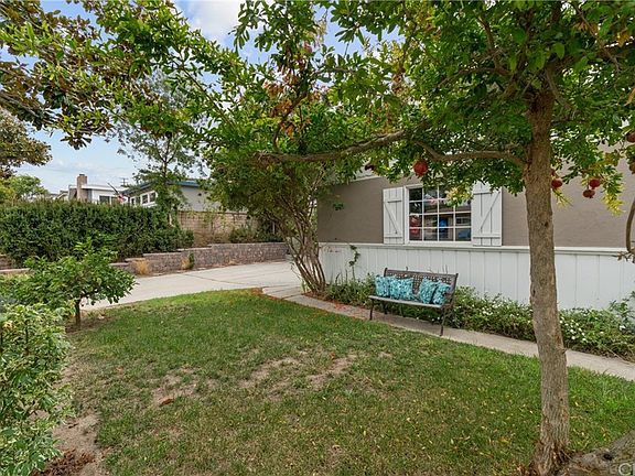 5th image of 23315 Susana Ave