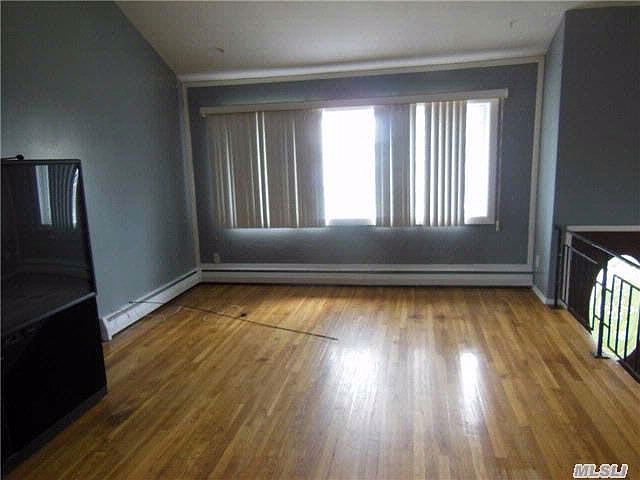 2nd image of 233 Delaware Ave