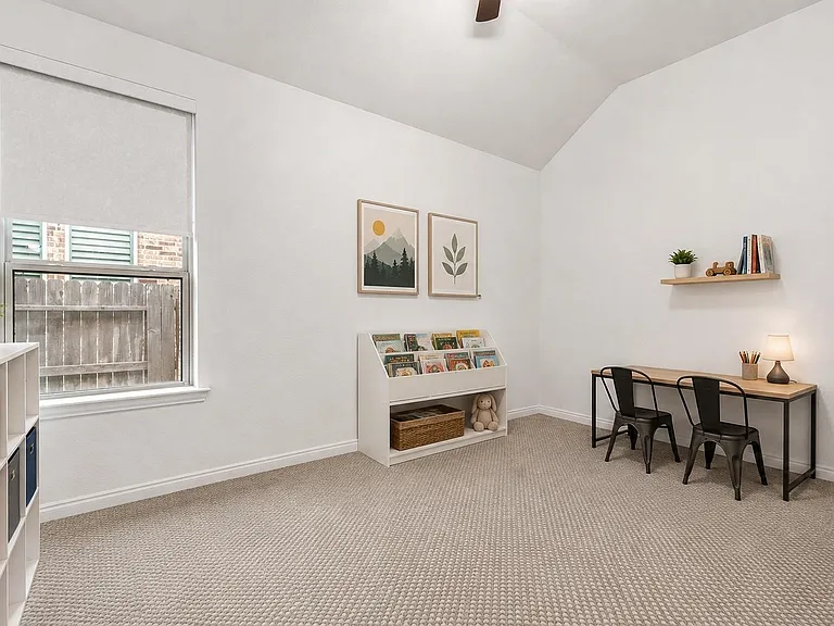 18230 Newmachar Way — Photo 24