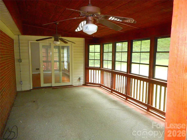 1330 E Barden Rd — Photo 8